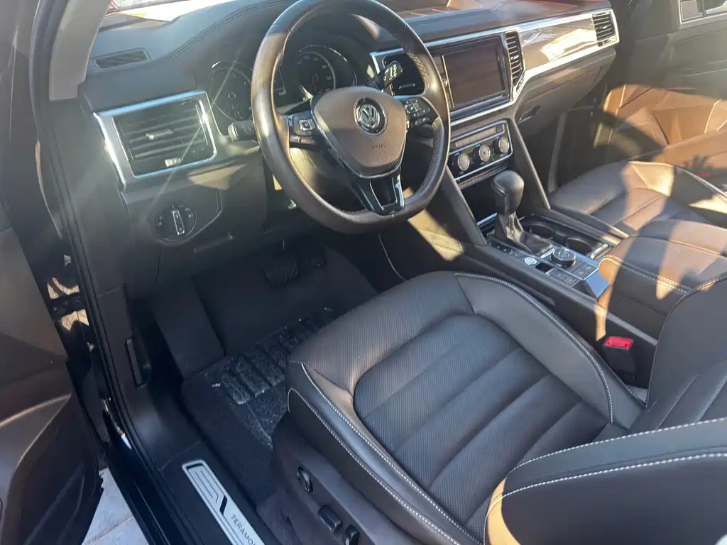 Volkswagen Teramont — миниатюра 8