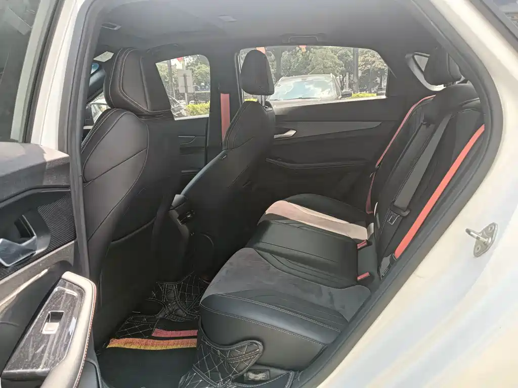Geely Binrui — миниатюра 11