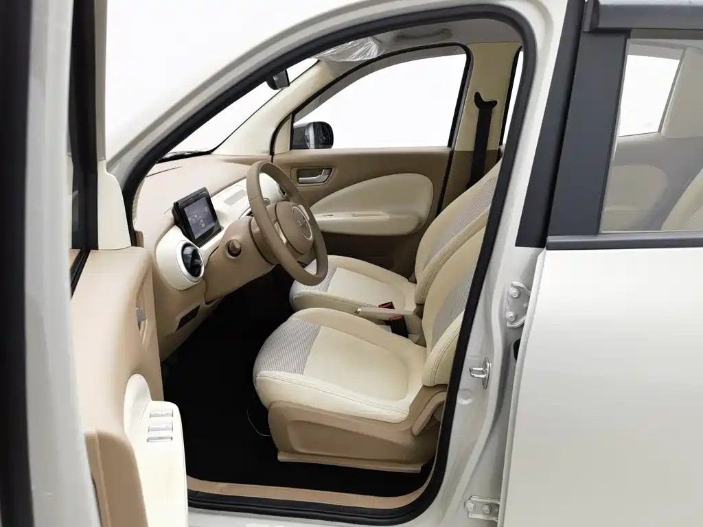 Wuling MINIEV — миниатюра 10