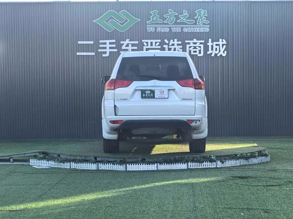MITSUBISHI PAJERO JINCHANG