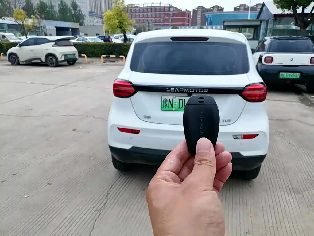 Leapmotor Leapmotor T03 — миниатюра 6