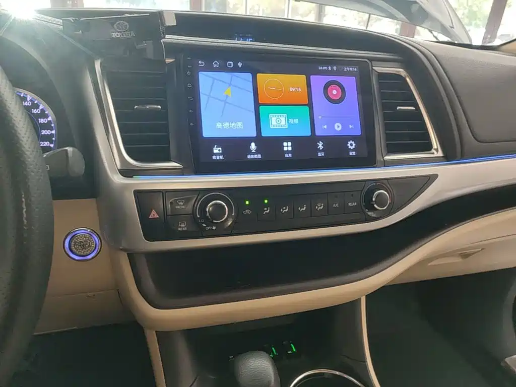 Toyota Highlander — миниатюра 13