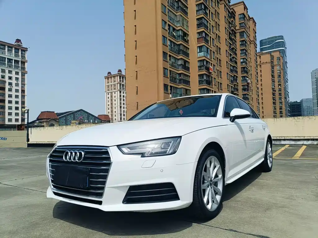 Audi A4L 2018