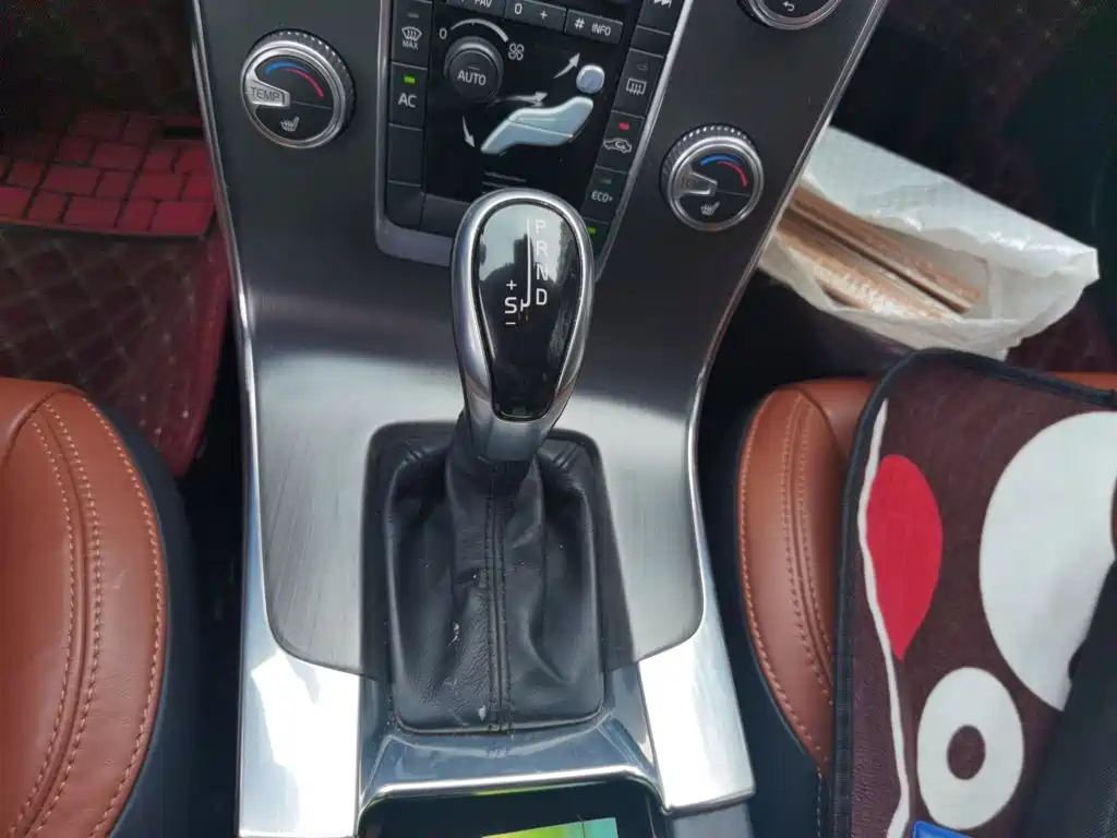 Volvo V60 — миниатюра 15