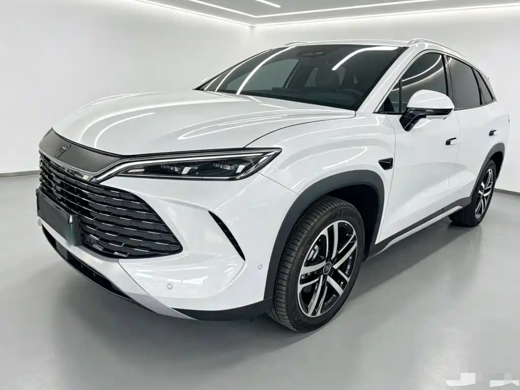 2025 BYD Song EV - zdjęcie 1 z 25