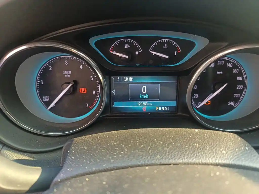 Buick Envision Plus — миниатюра 7