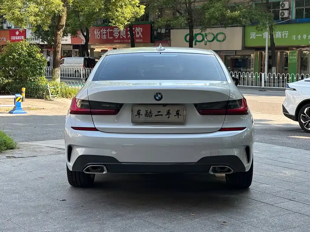 BMW 3 Series — миниатюра 8