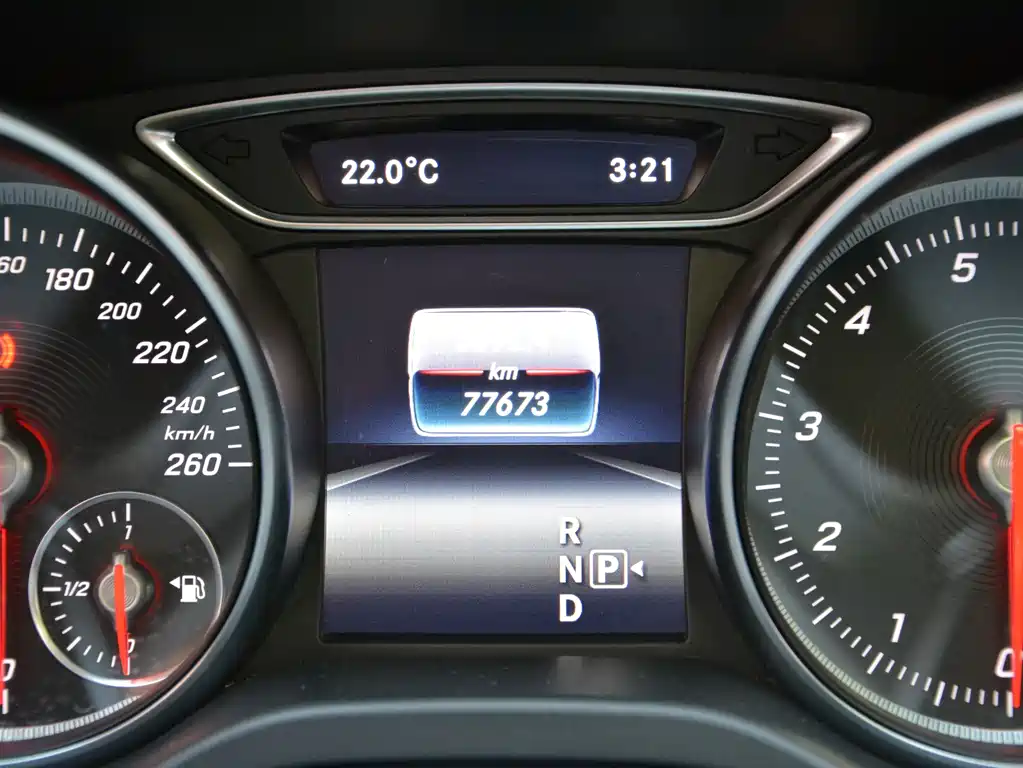 Mercedes-Benz GLA — миниатюра 9