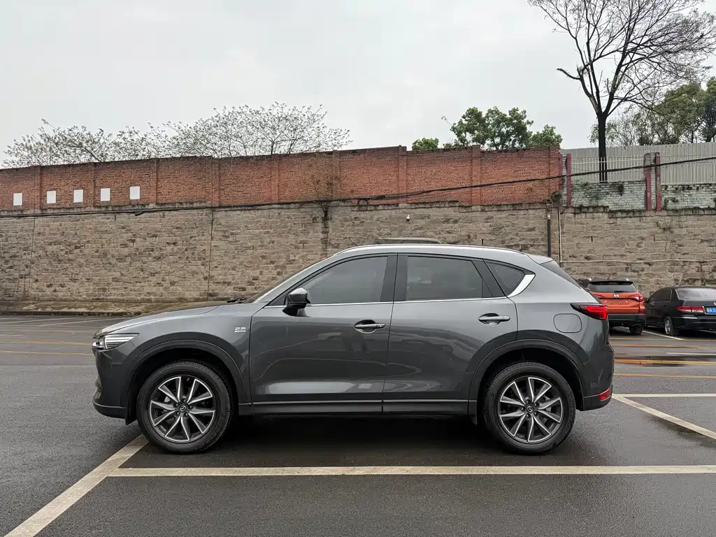 MAZDA CX 5