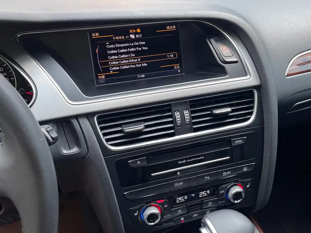 Audi A4L — миниатюра 11