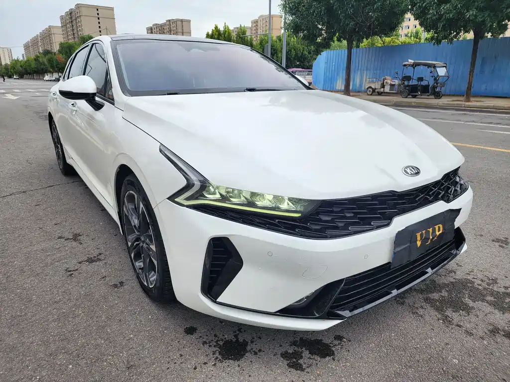 Kia K5 — миниатюра 3