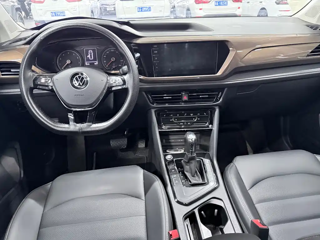 Volkswagen Tharu — миниатюра 13