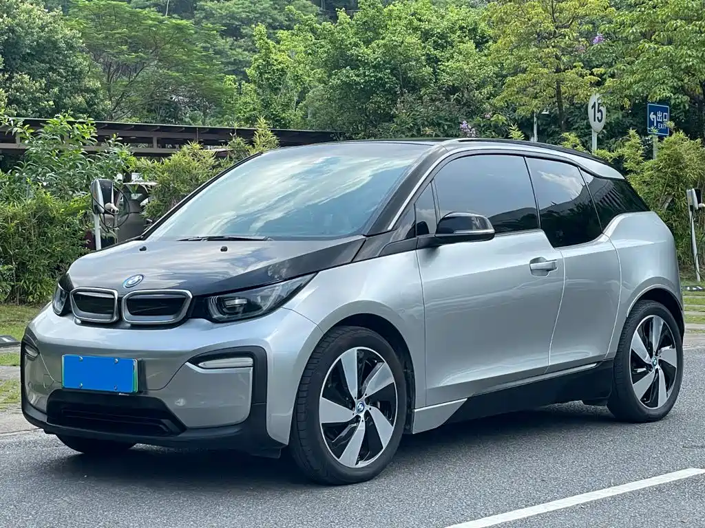 BMW i3 (Import)