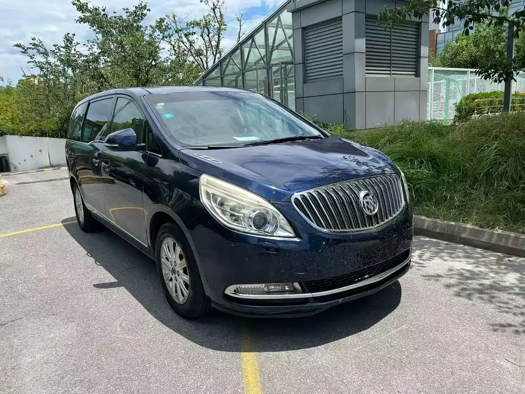 Buick GL8 — миниатюра 3