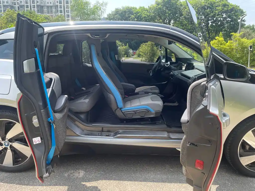 BMW i3 (Import) — миниатюра 14