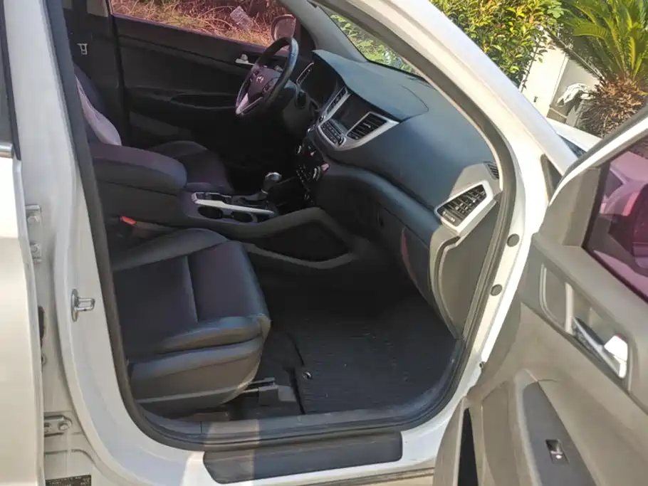 Hyundai Tucson — миниатюра 8