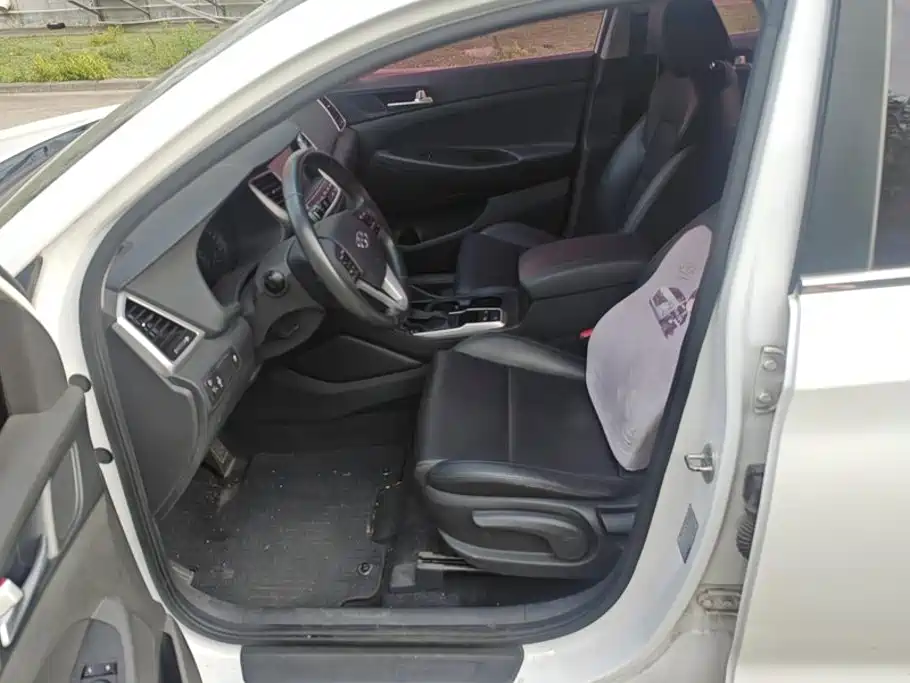 Hyundai Tucson — миниатюра 9