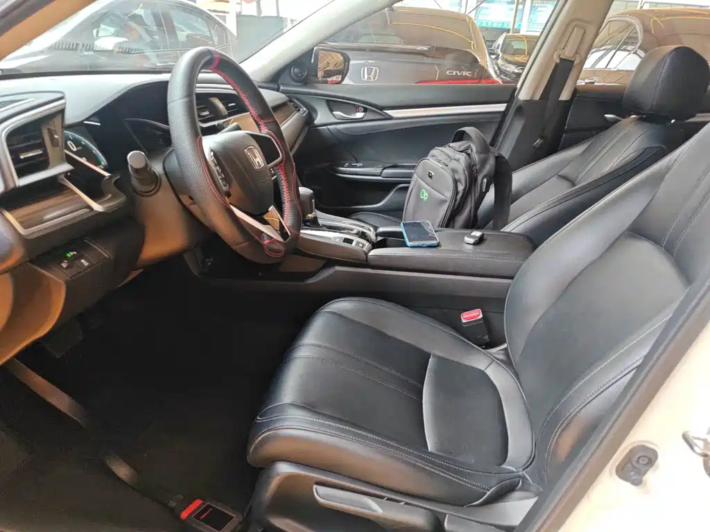 Honda Civic — миниатюра 15