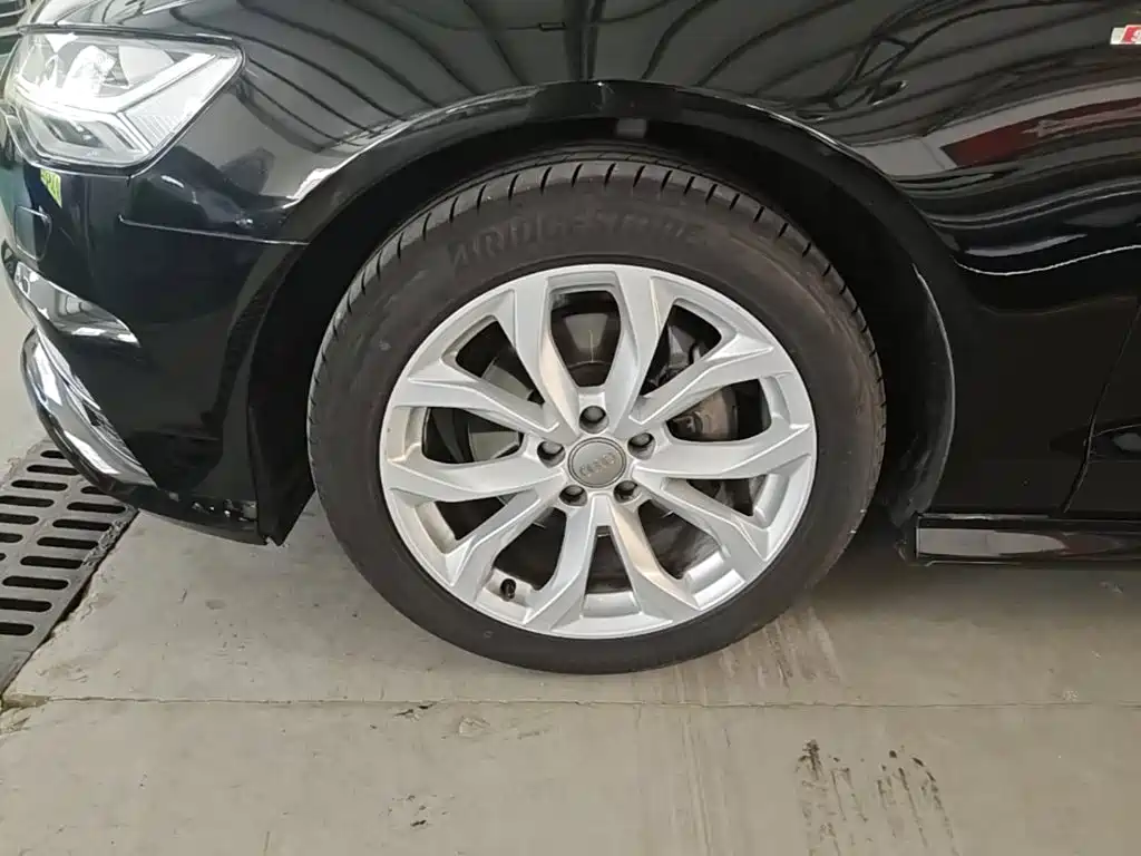 Audi A6L — миниатюра 23