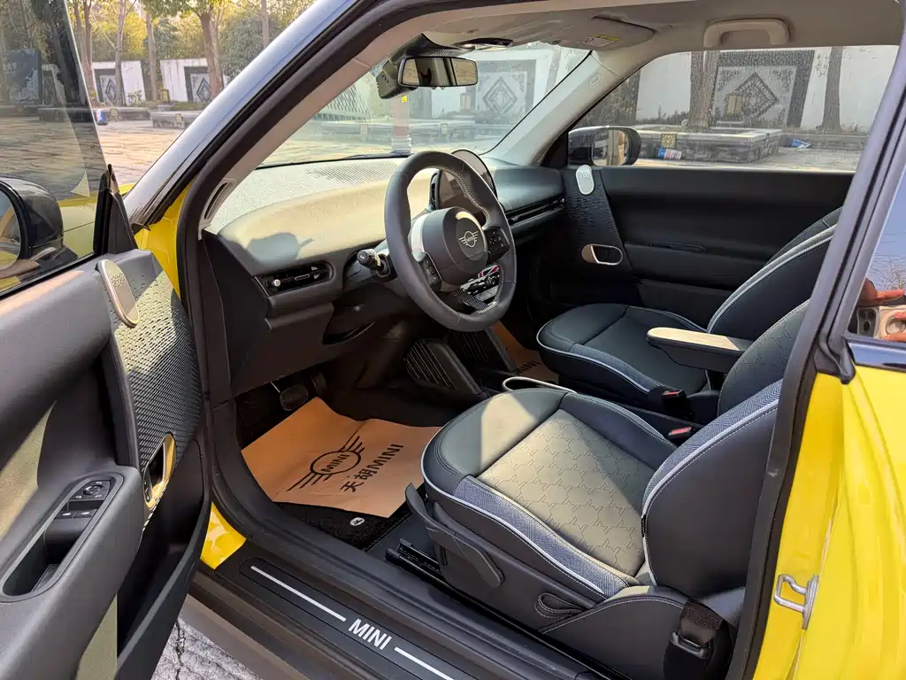 MINI ELECTRIC  COOPER