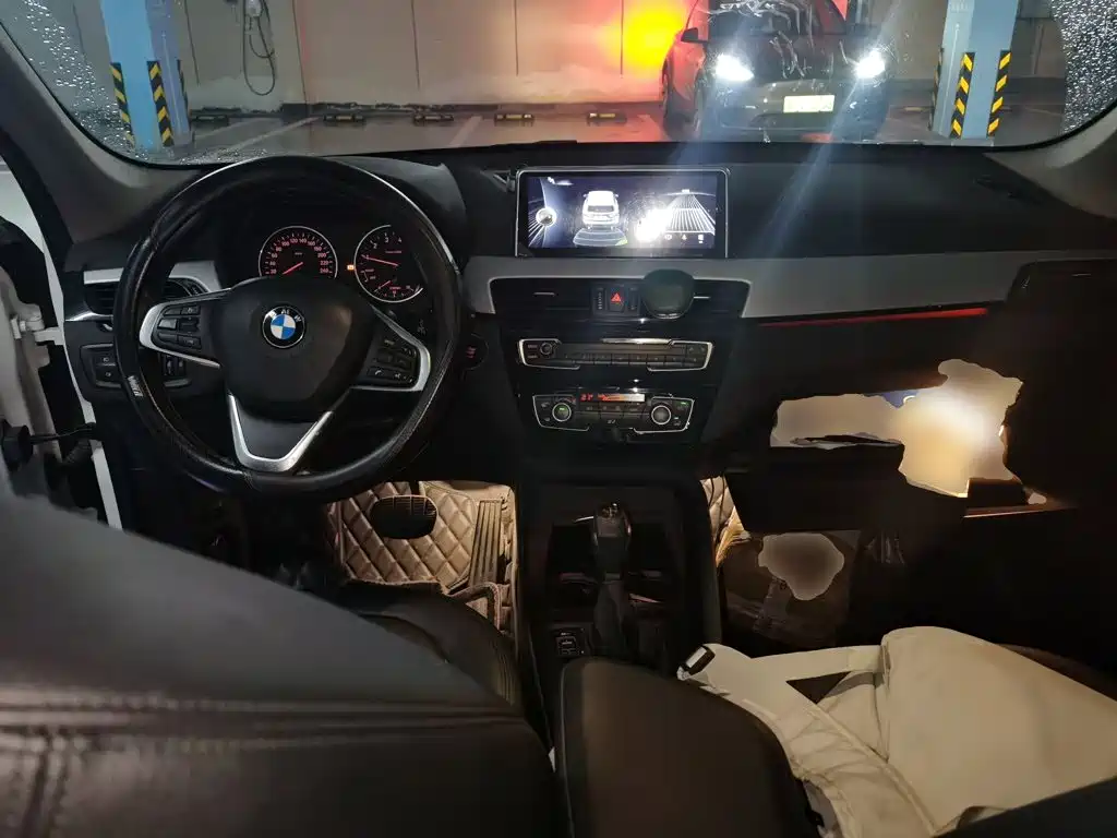 BMW X1 — миниатюра 10