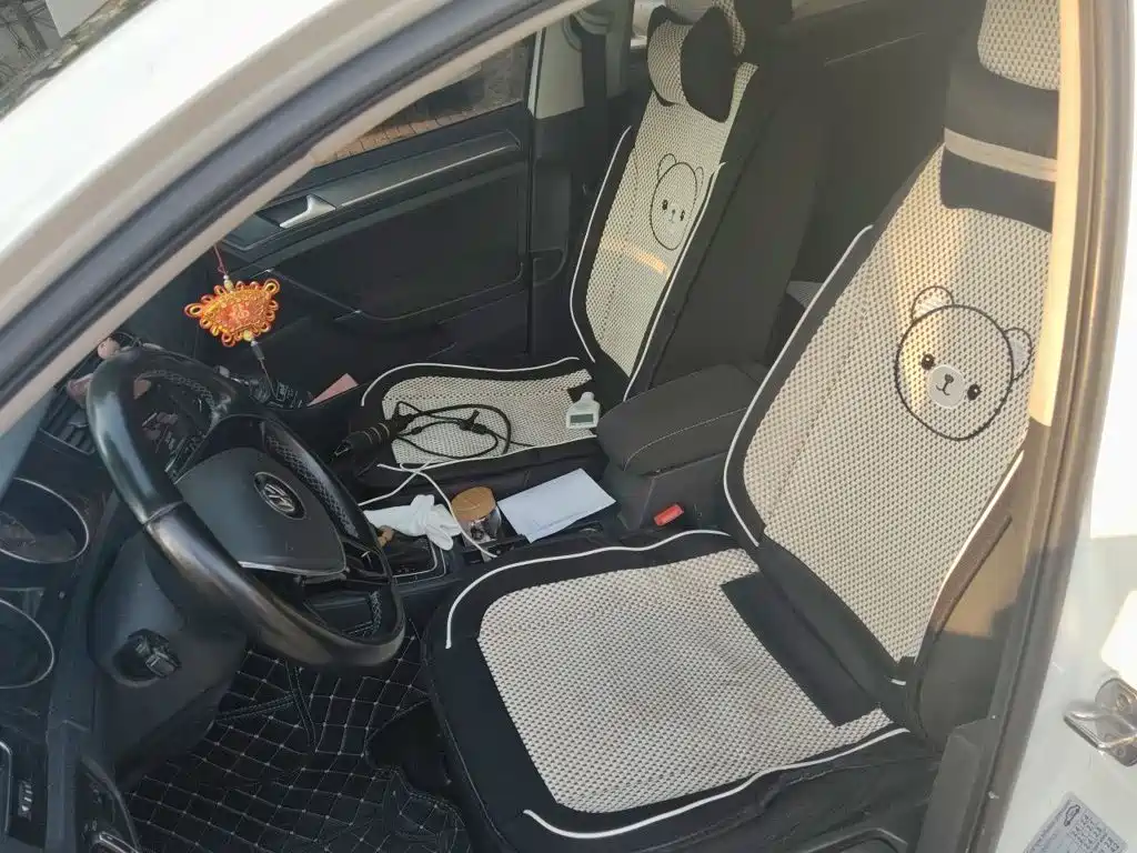 Volkswagen Golf — миниатюра 8
