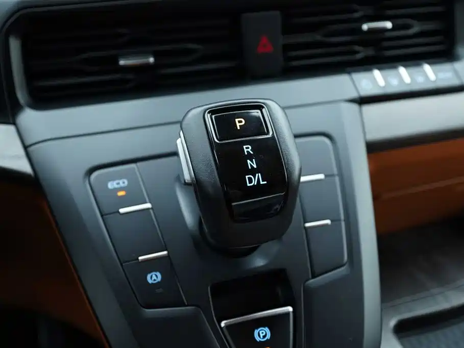 Ford Tourneo — миниатюра 9
