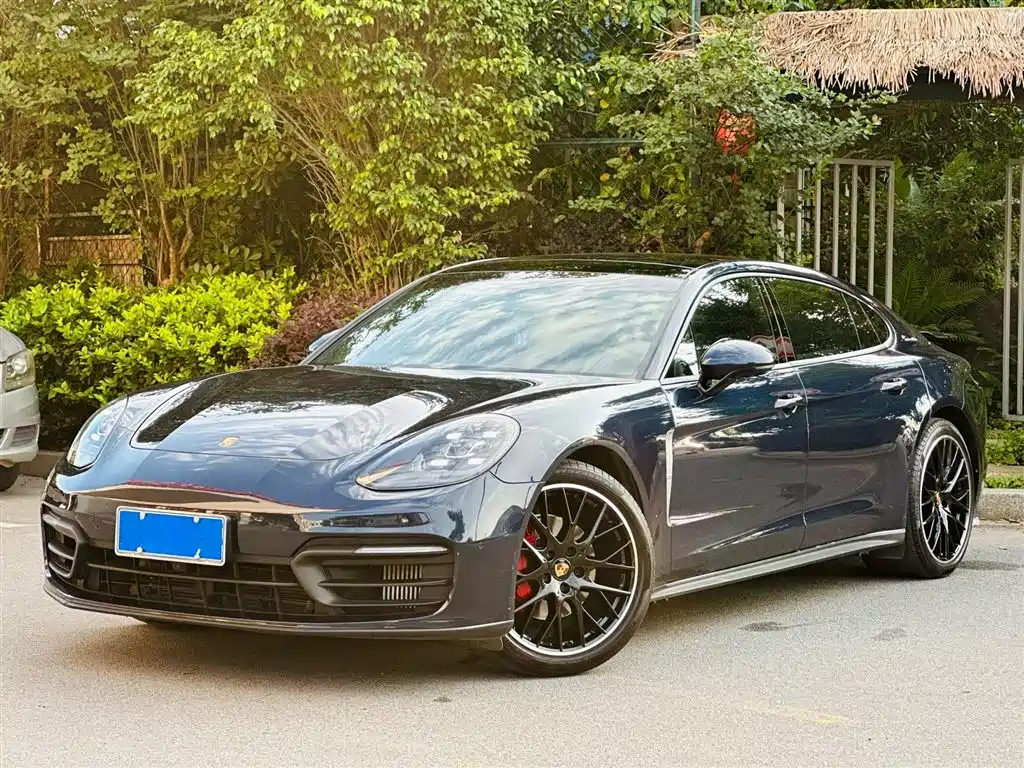 Купить Porsche Panamera