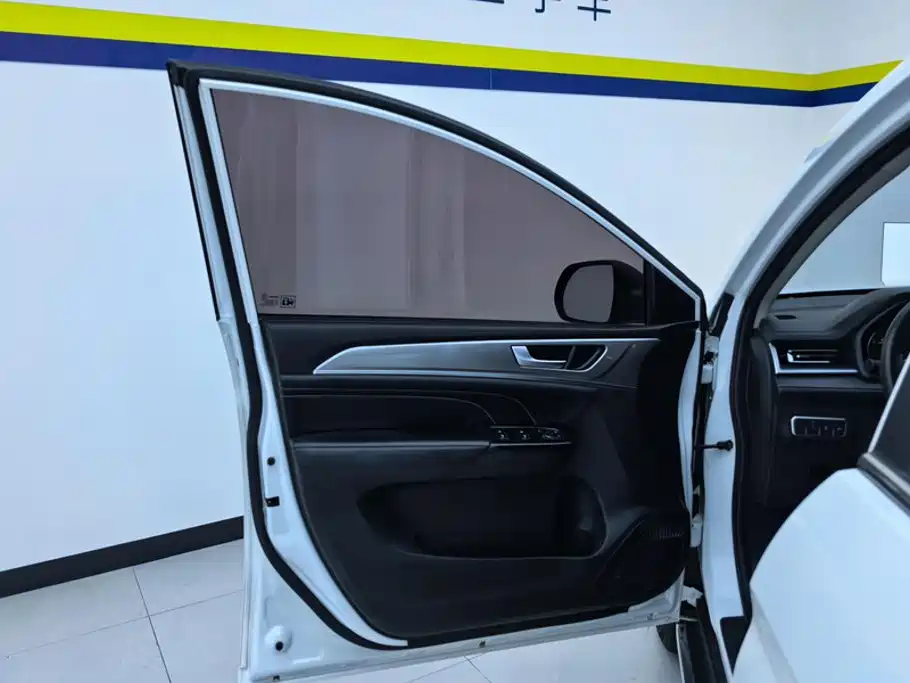 Haval M6 — миниатюра 7