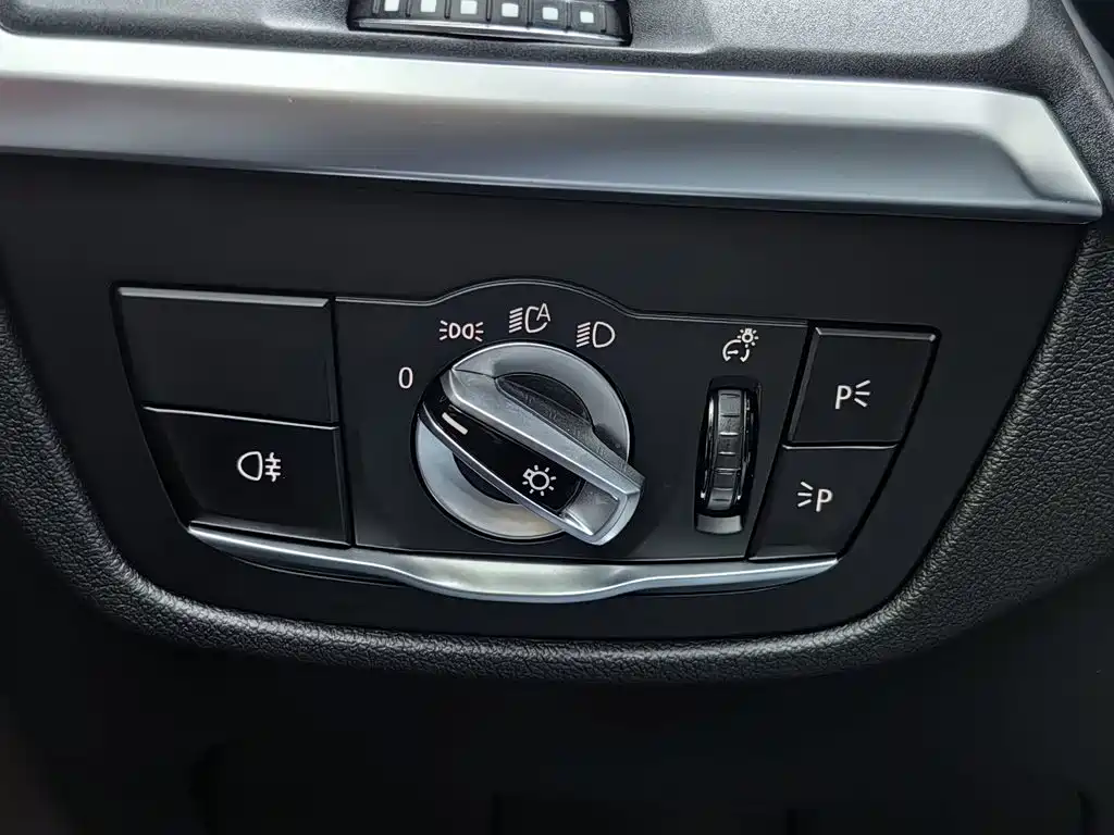 BMW X4 2022 — фото 21