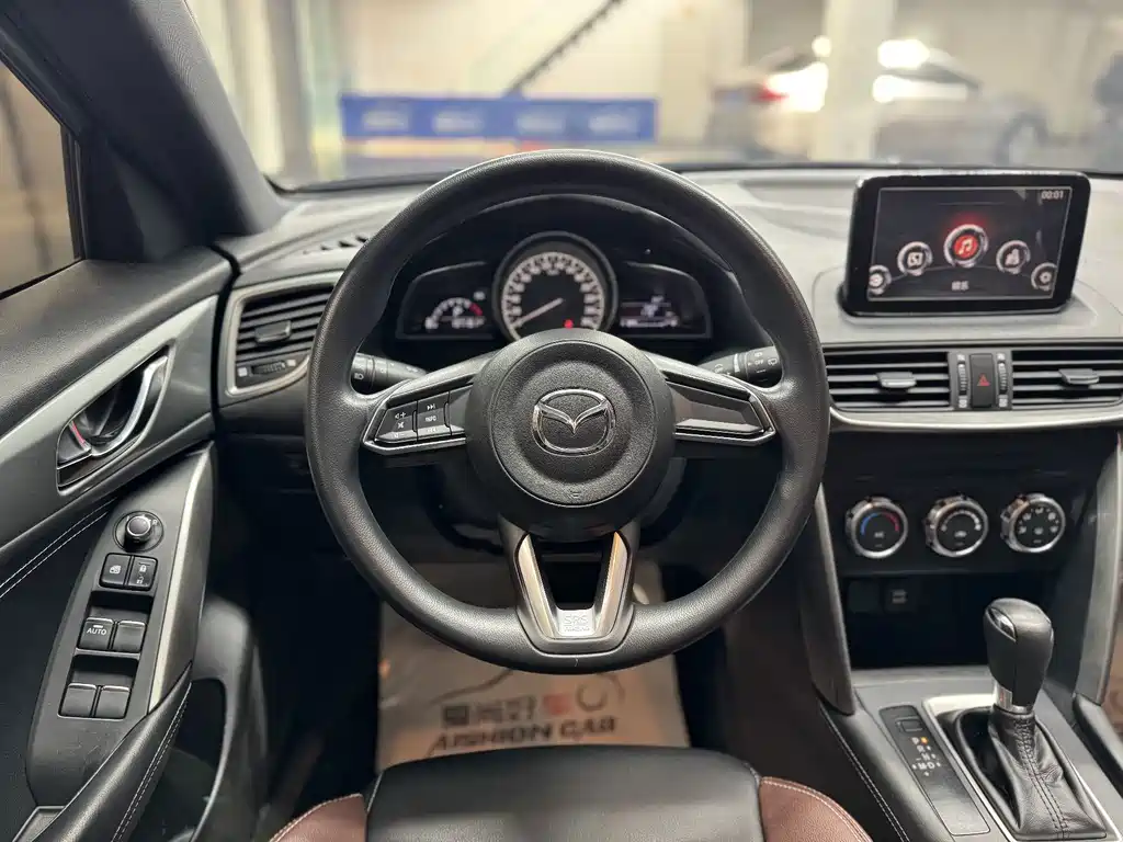 Mazda CX-4 — миниатюра 9
