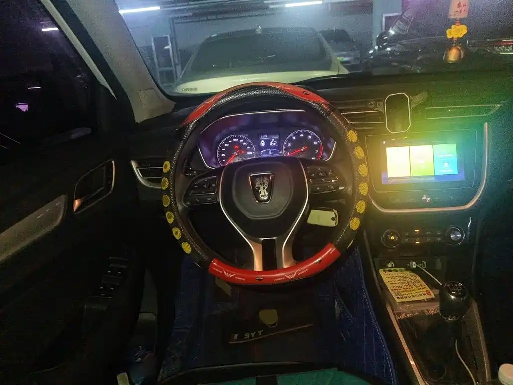 Roewe RX3 — миниатюра 3
