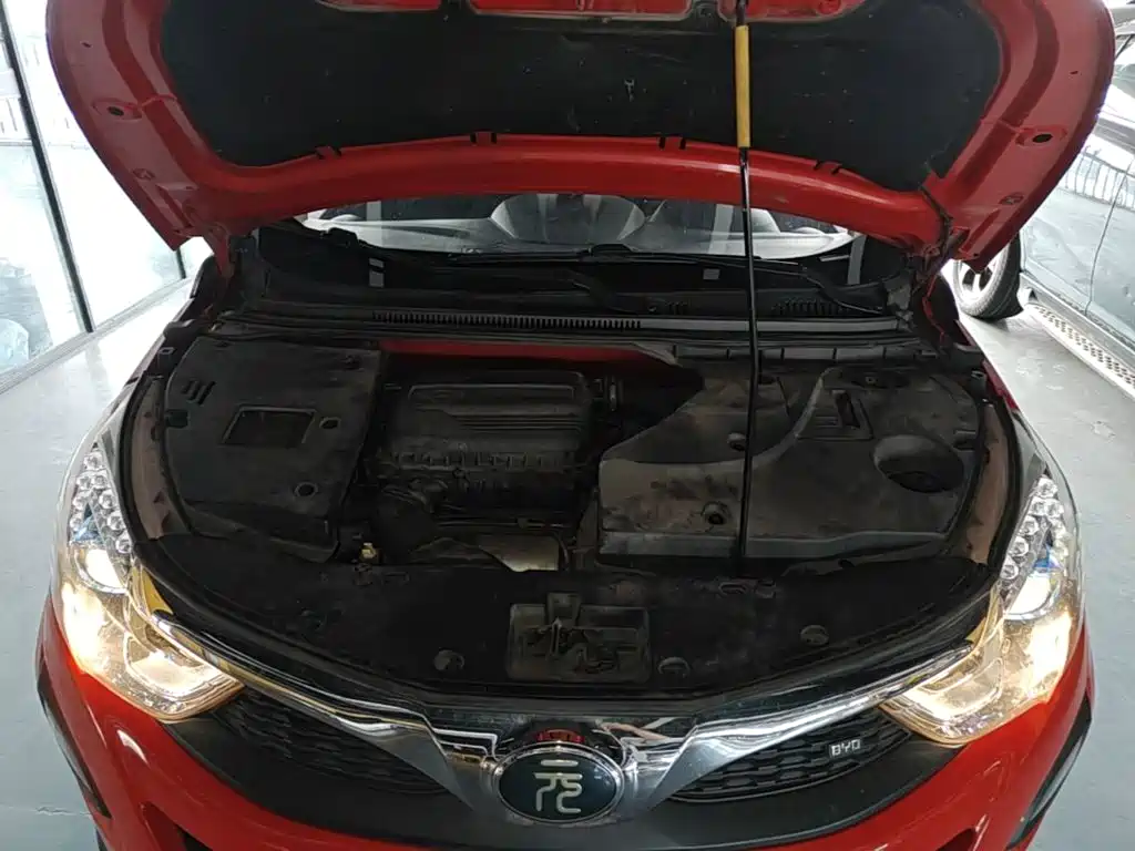 BYD Yuan — миниатюра 20