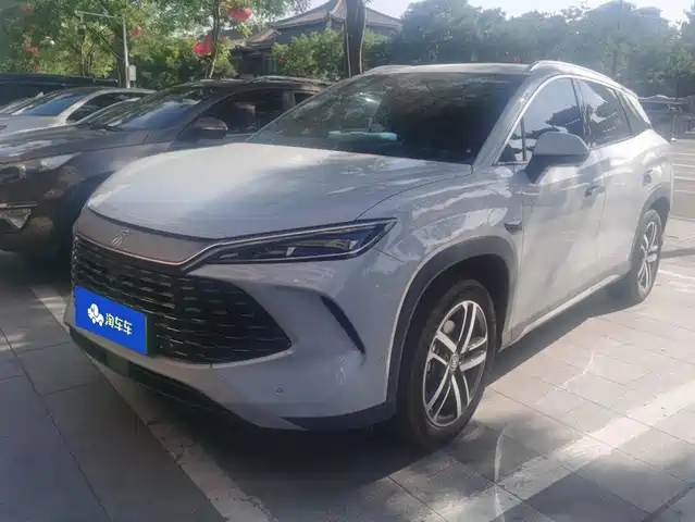 2025 BYD Song EV