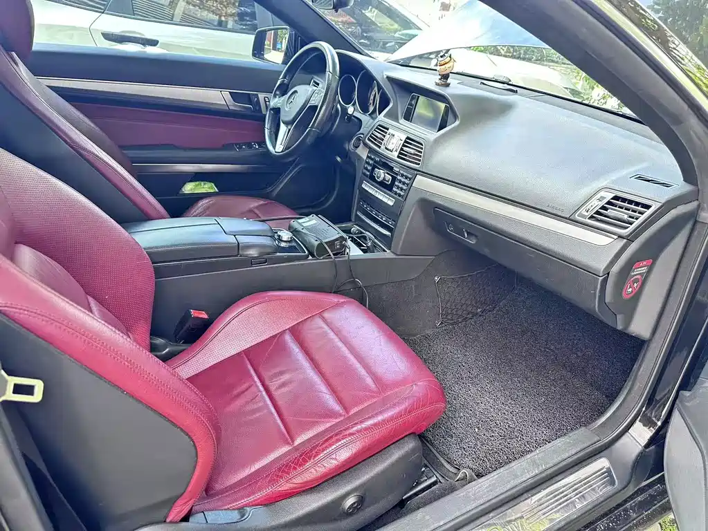 Mercedes-Benz E-Class (Import) — миниатюра 6