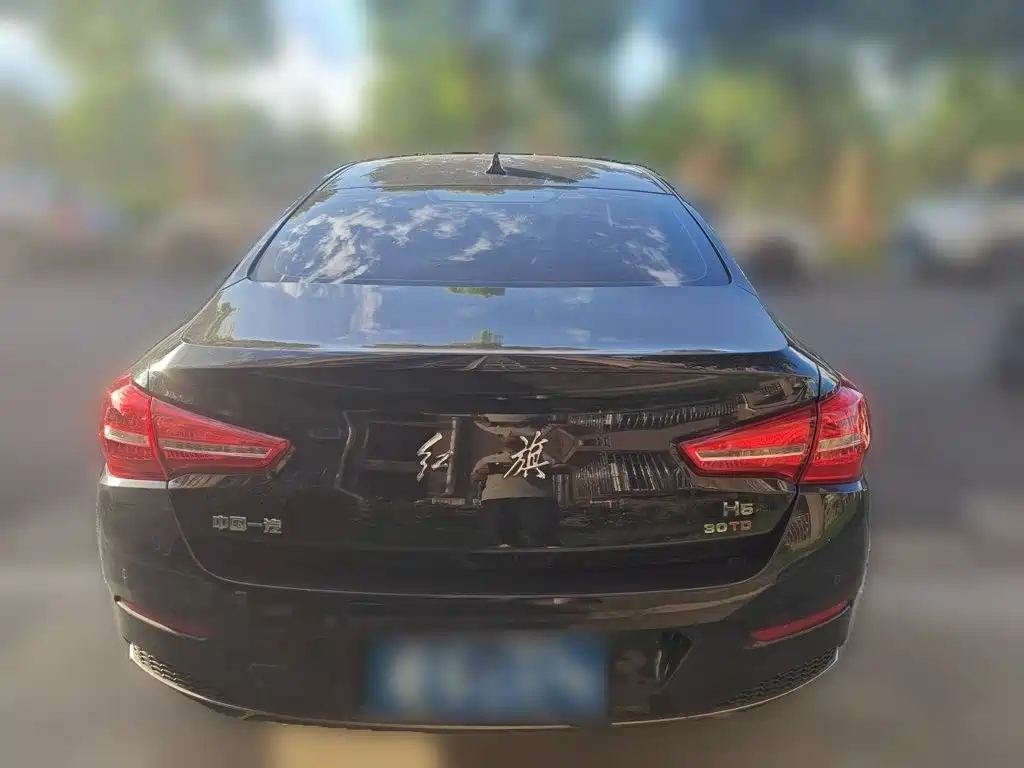 Hongqi Hongqi H5 — миниатюра 4