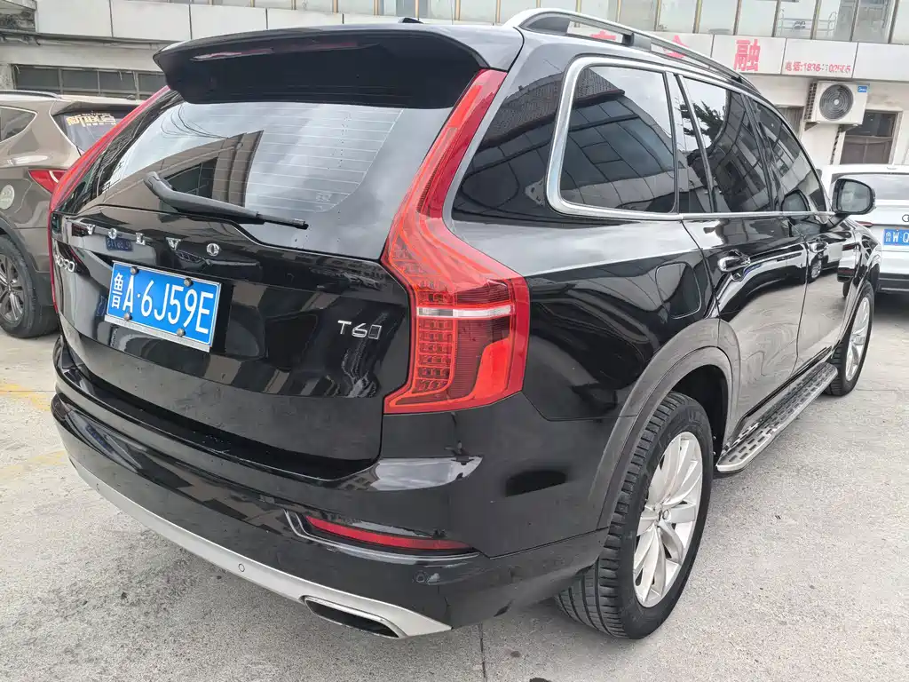 Volvo XC90 — миниатюра 4