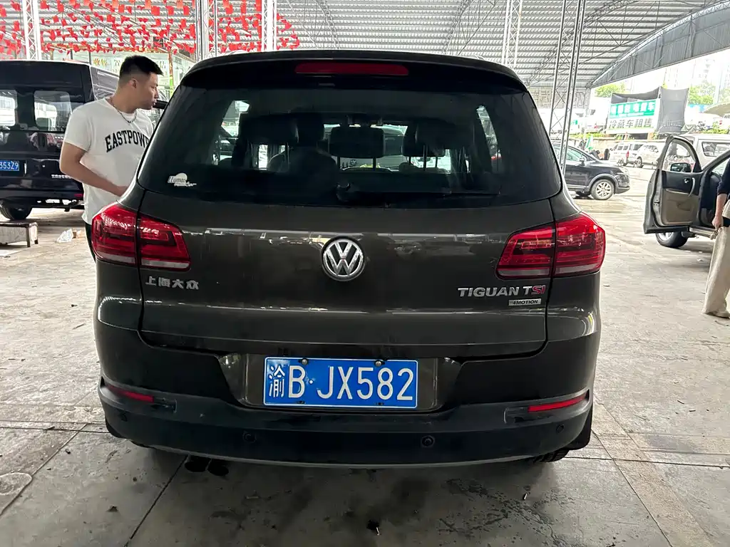 Volkswagen Tiguan — миниатюра 5