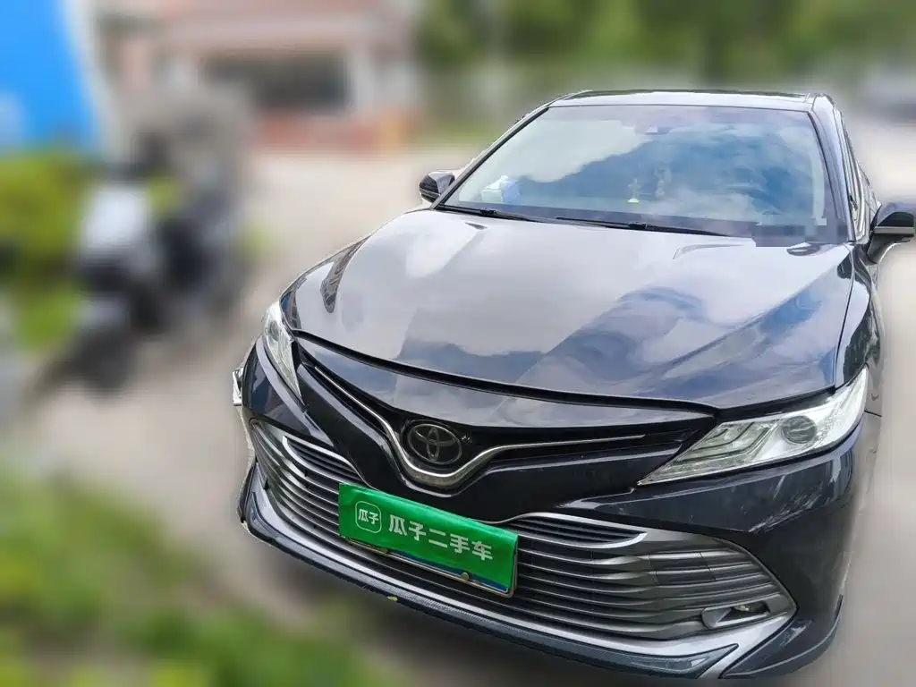 Toyota Camry — миниатюра 23