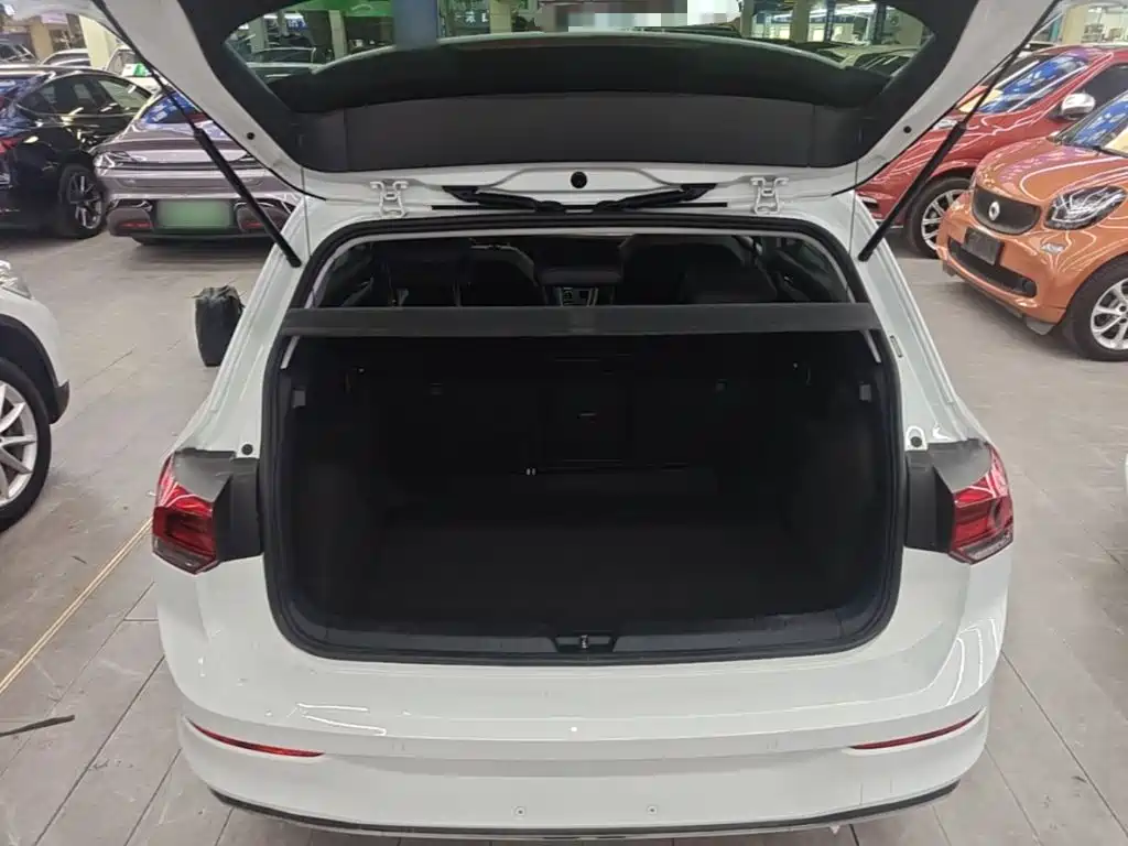 Volkswagen Golf — миниатюра 19