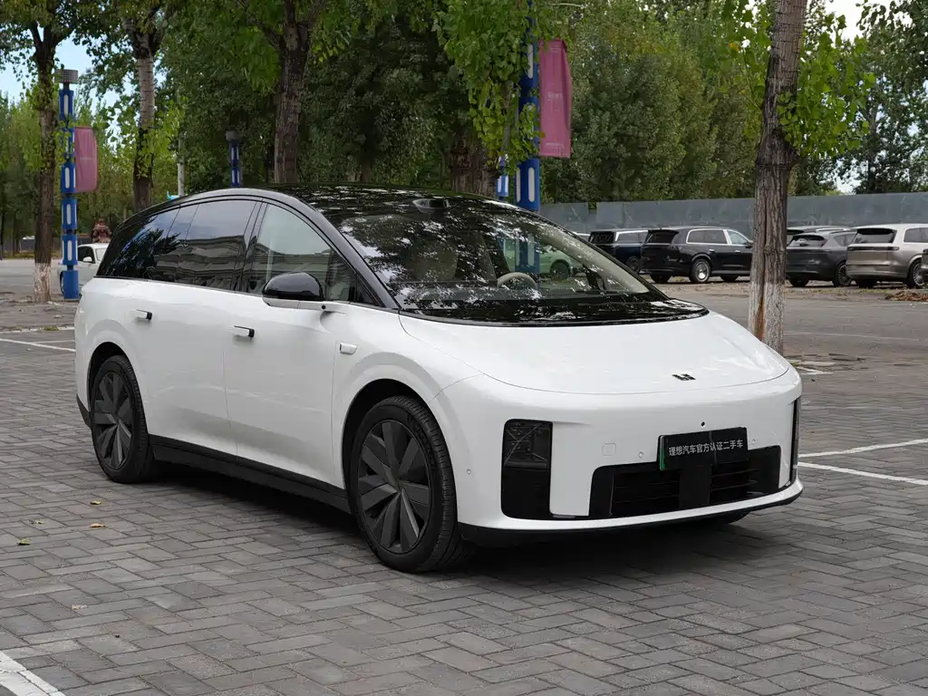 Li Auto Li i8 — миниатюра 4