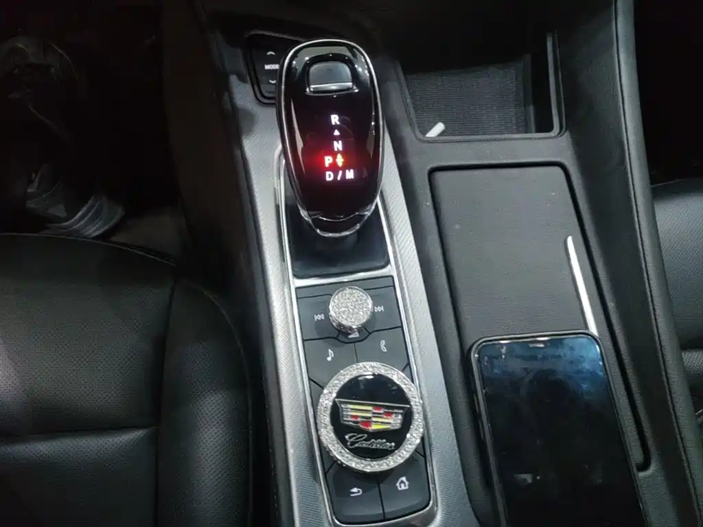 Cadillac CT5 — миниатюра 14
