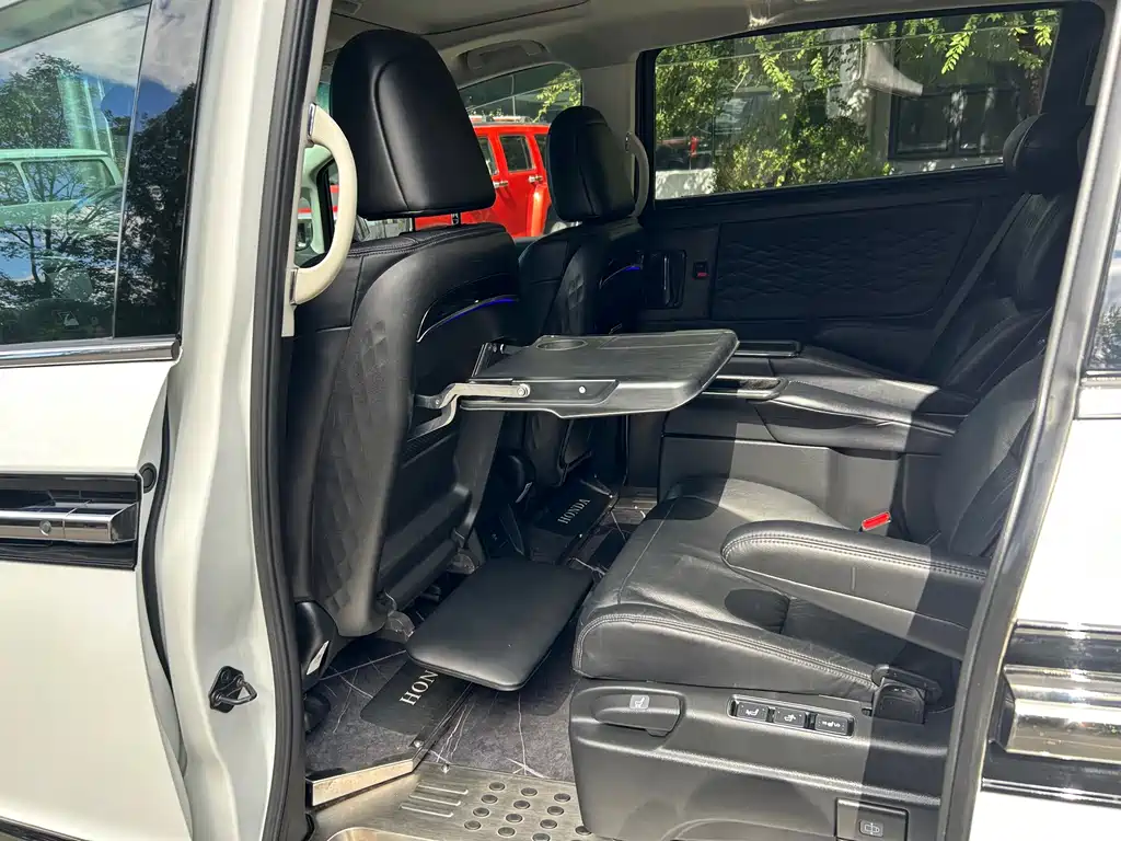 Honda Elysion — миниатюра 16