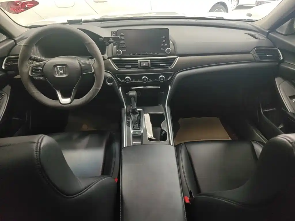 Honda Accord — миниатюра 10