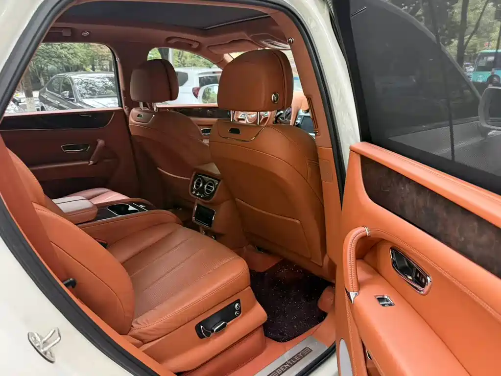 Bentley Bentayga 2018 4.0T V8
