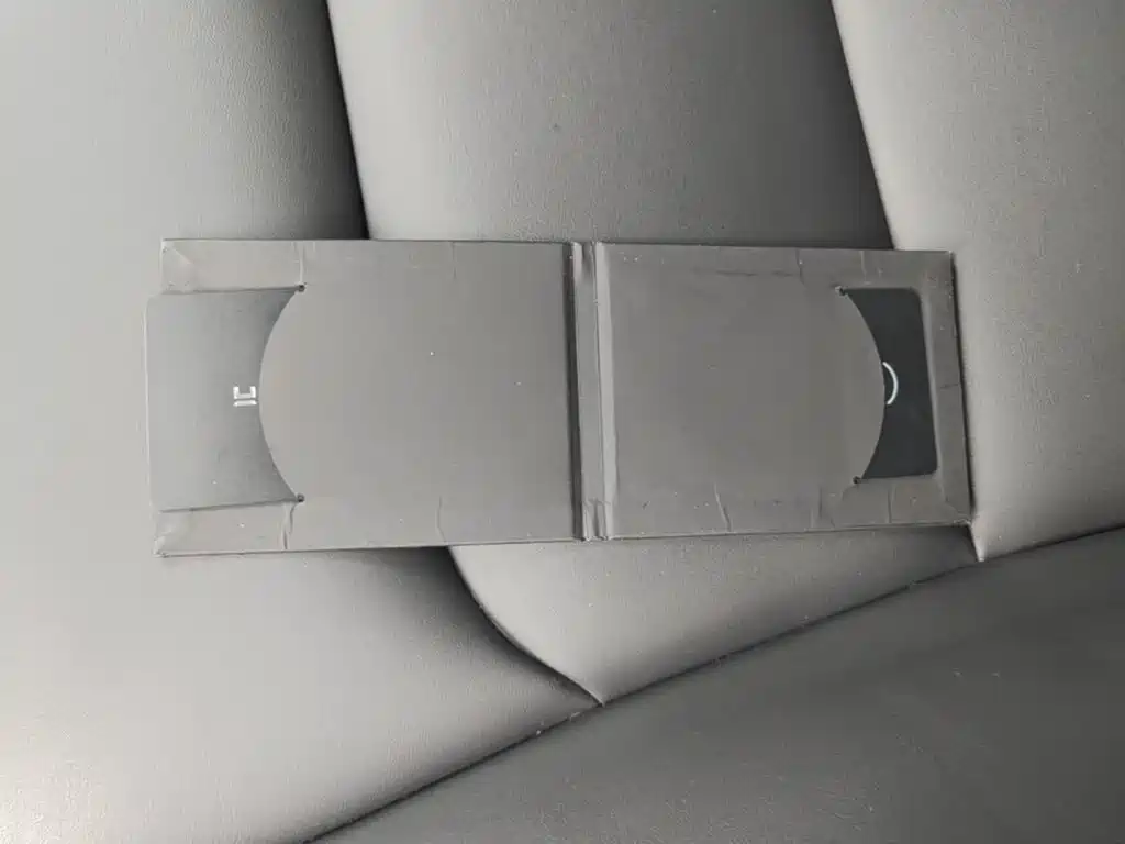 Tesla Model Y — миниатюра 9