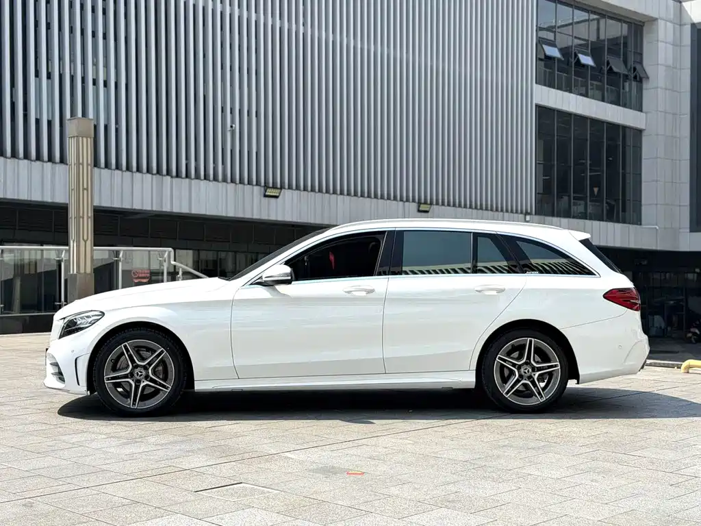 Mercedes-Benz C-Class (Import) — миниатюра 4