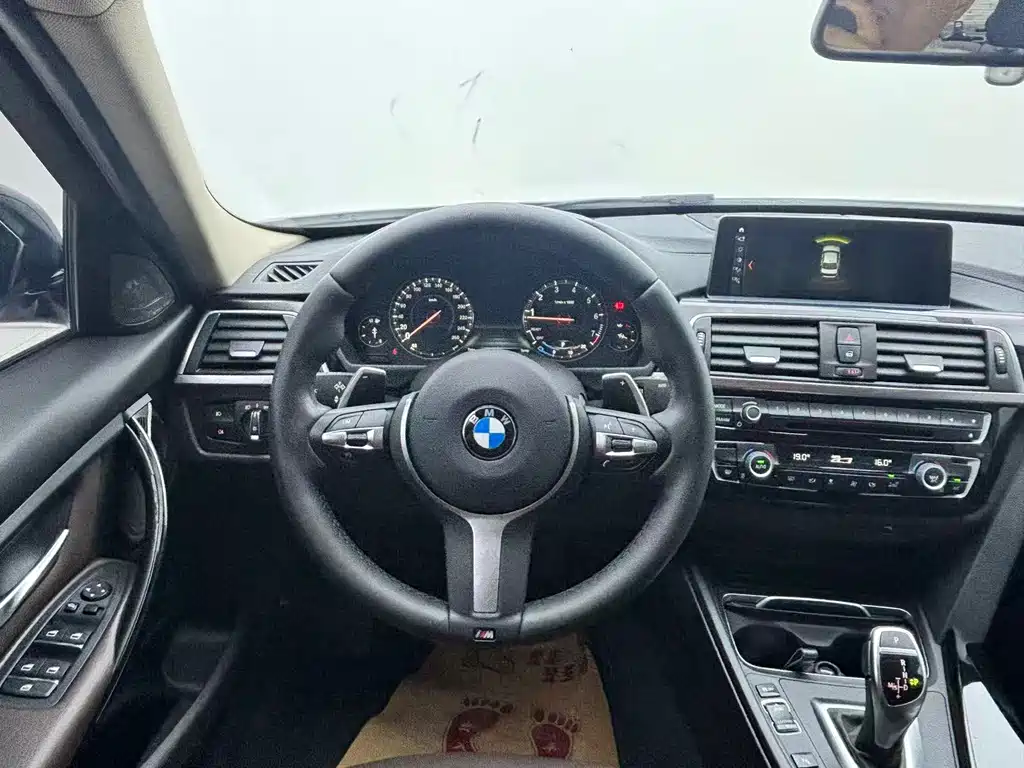 BMW 3 Series — миниатюра 14