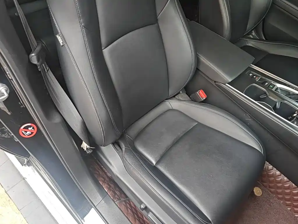 Honda Accord — миниатюра 25