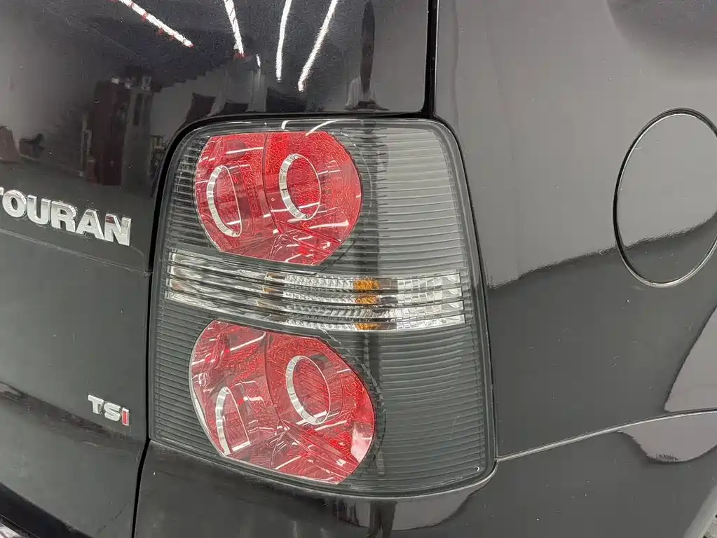 Volkswagen Touran — миниатюра 7